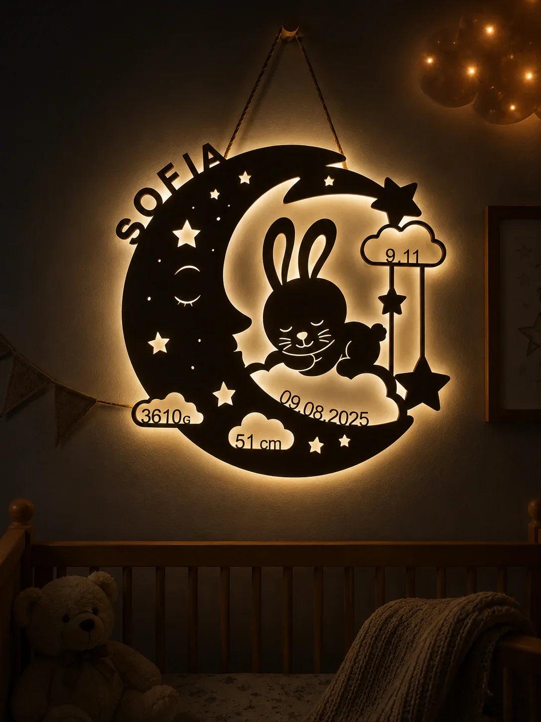 Nahaufnahme der gravierten Acrylscheibe mit LED Beleuchtung