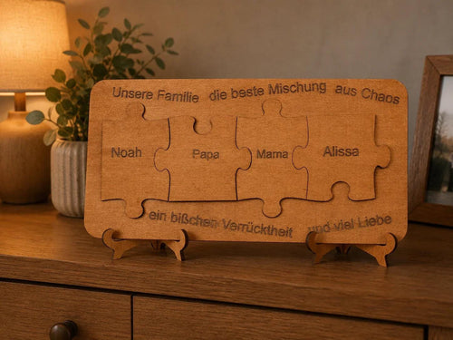 Personalisiertes Familienpuzzle aus Holz mit Namen